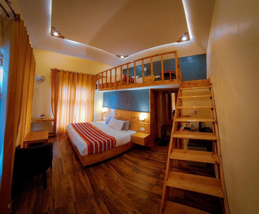 Namlang Resort Bīr Buitenkant foto