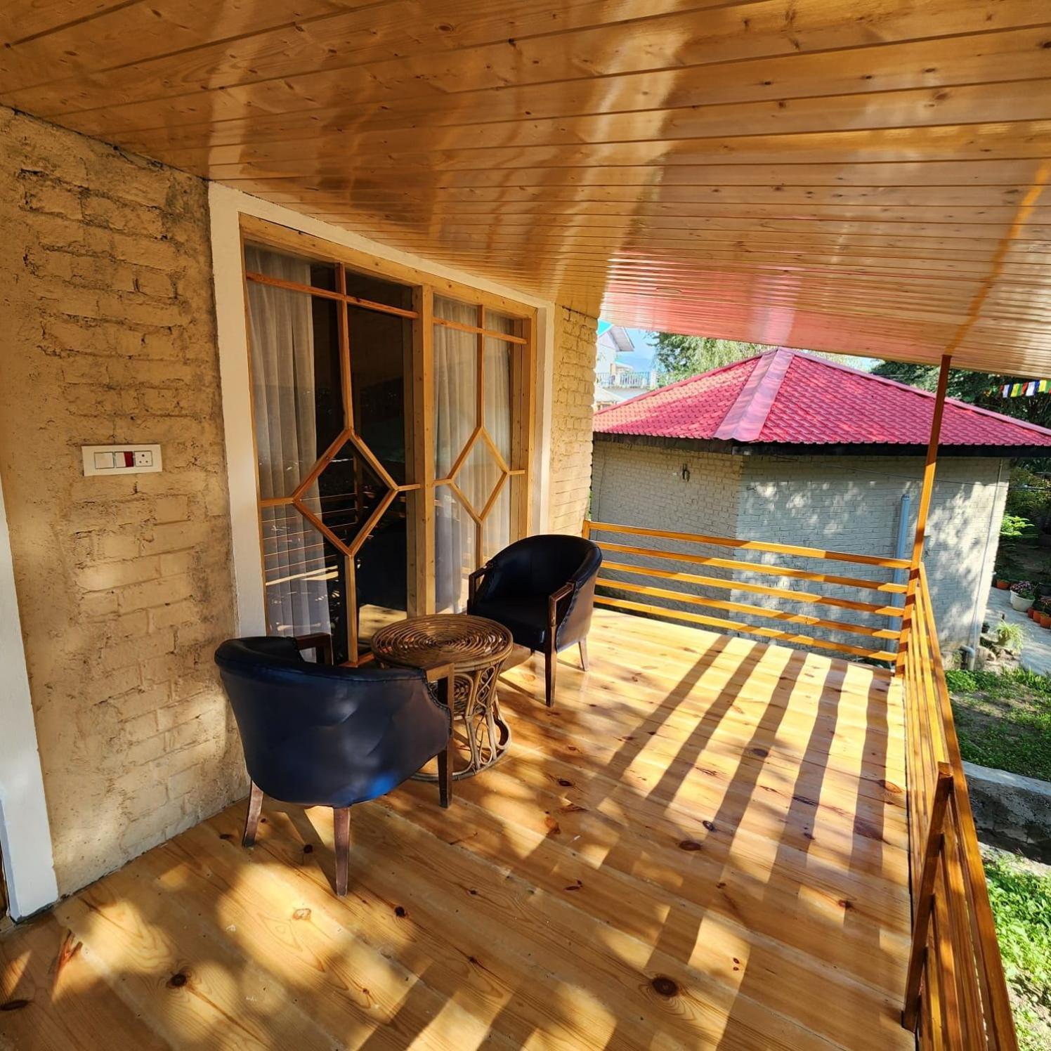 Namlang Resort Bīr Buitenkant foto