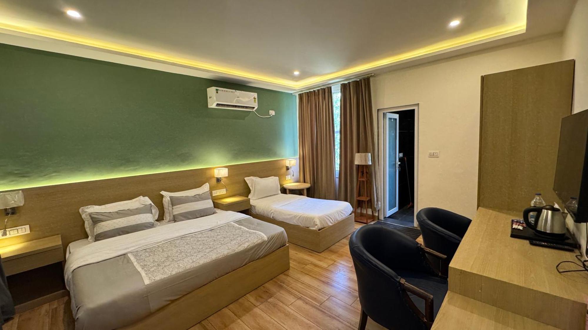 Namlang Resort Bīr Buitenkant foto